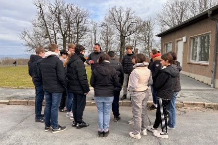 Schülerinnen und Schüler besuchen Gedenkstätte Buchenwald: Eine wichtige Lektion der Geschichte